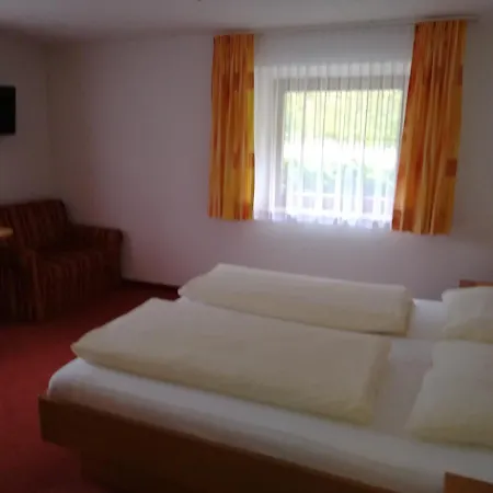 Gasthof Alpenrose Spiss