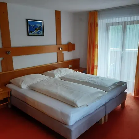 Pensión Gasthof Alpenrose Spiss