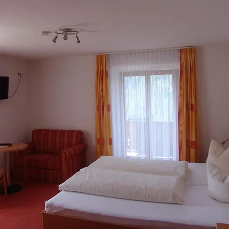 Pensión Gasthof Alpenrose 3*
