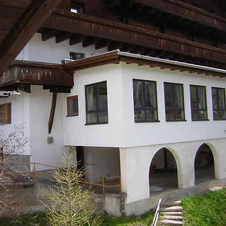 Pensión Gasthof Alpenrose 3*