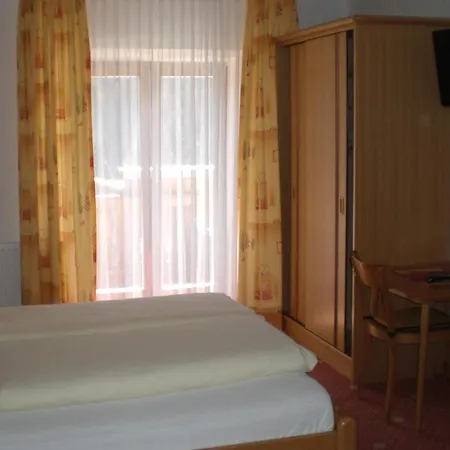 Gasthof Alpenrose Spiss